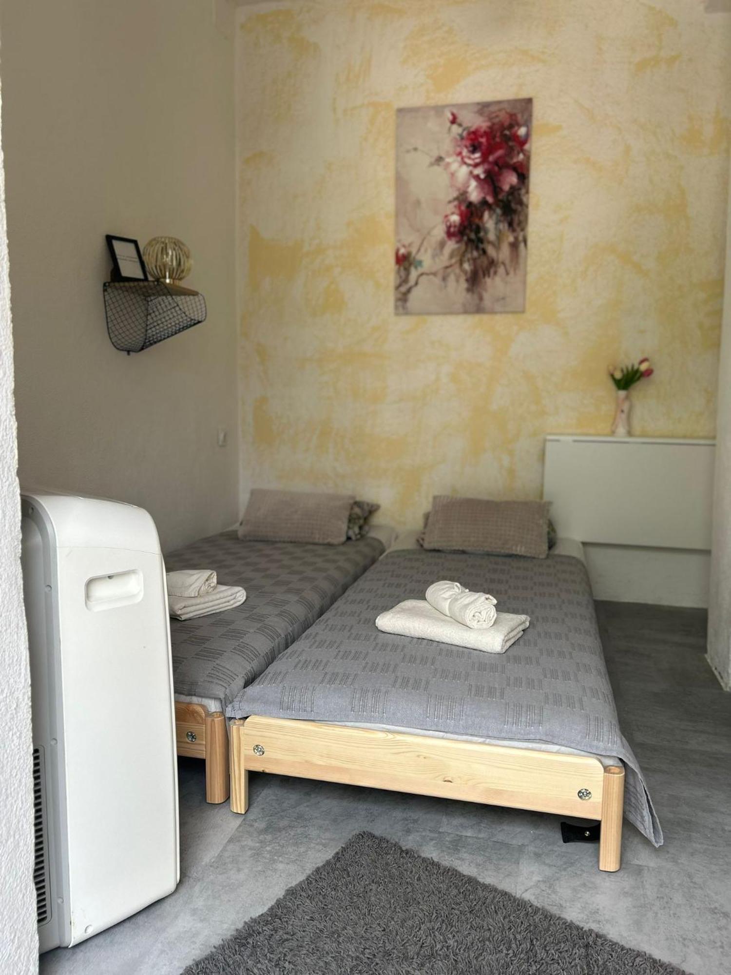 Ferienwohnung Soba Za Odmor Sun Kaštel Štafilić Exterior foto